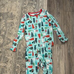 Festive Tree Print Pajama Set